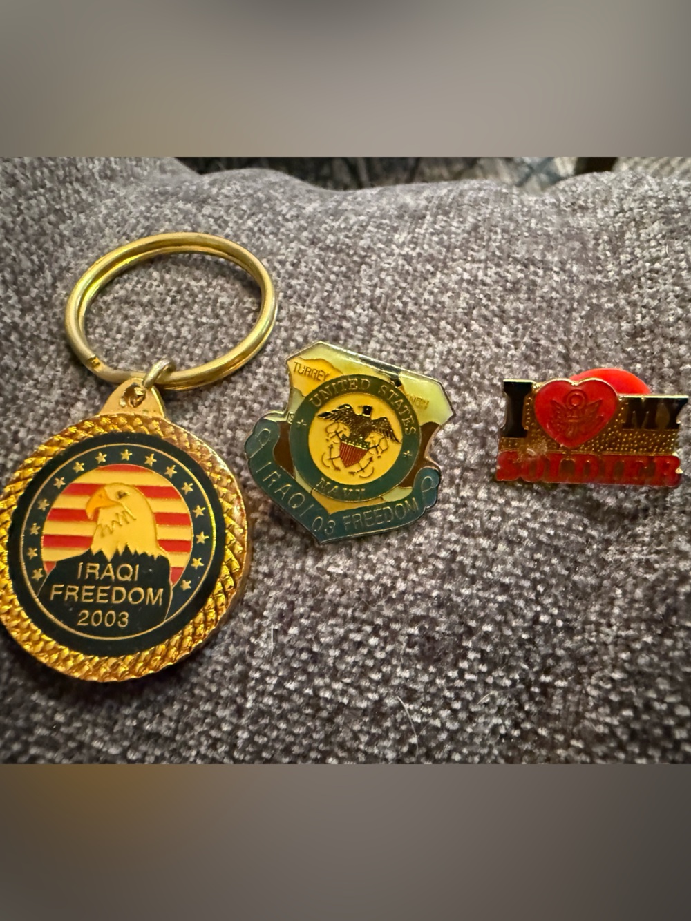 Iraqi Freedom 2003 Commemorative Gold Keychain, Navy Iraqi Lapel Pin, Vintage